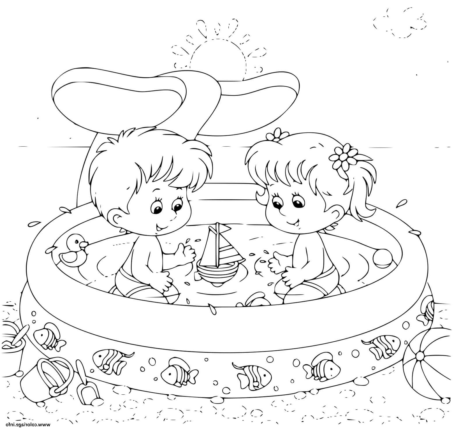 petit garcon et petite fille dans une piscine gonflable pour enfants en vacances coloriage